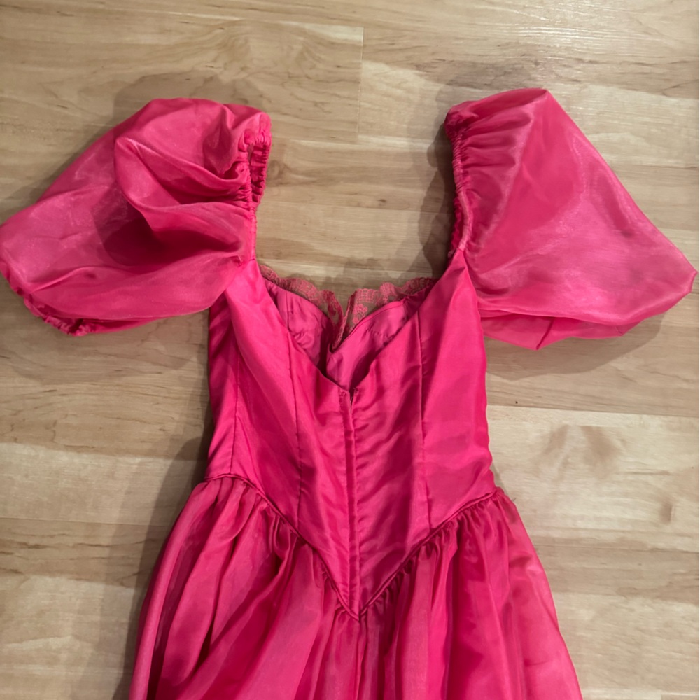 Vintage 80s Hot Pink Prom Formal Dress with Lace and Puff Sleeves Size 2 - Picture 8 of 10